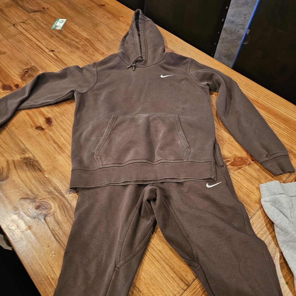 Nike Brown Hoodie and Sweatpants Set